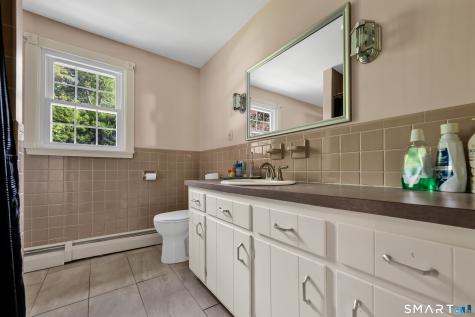 53 Del Prado Drive Bristol CT 06010