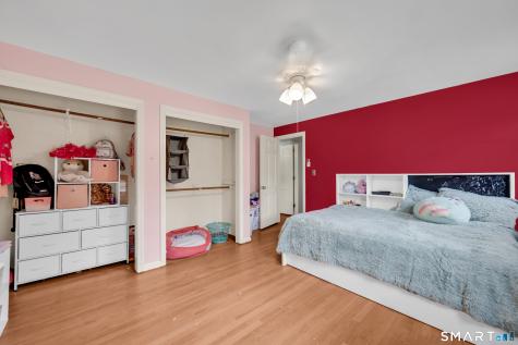 53 Del Prado Drive Bristol CT 06010