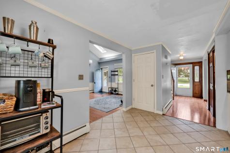 53 Del Prado Drive Bristol CT 06010