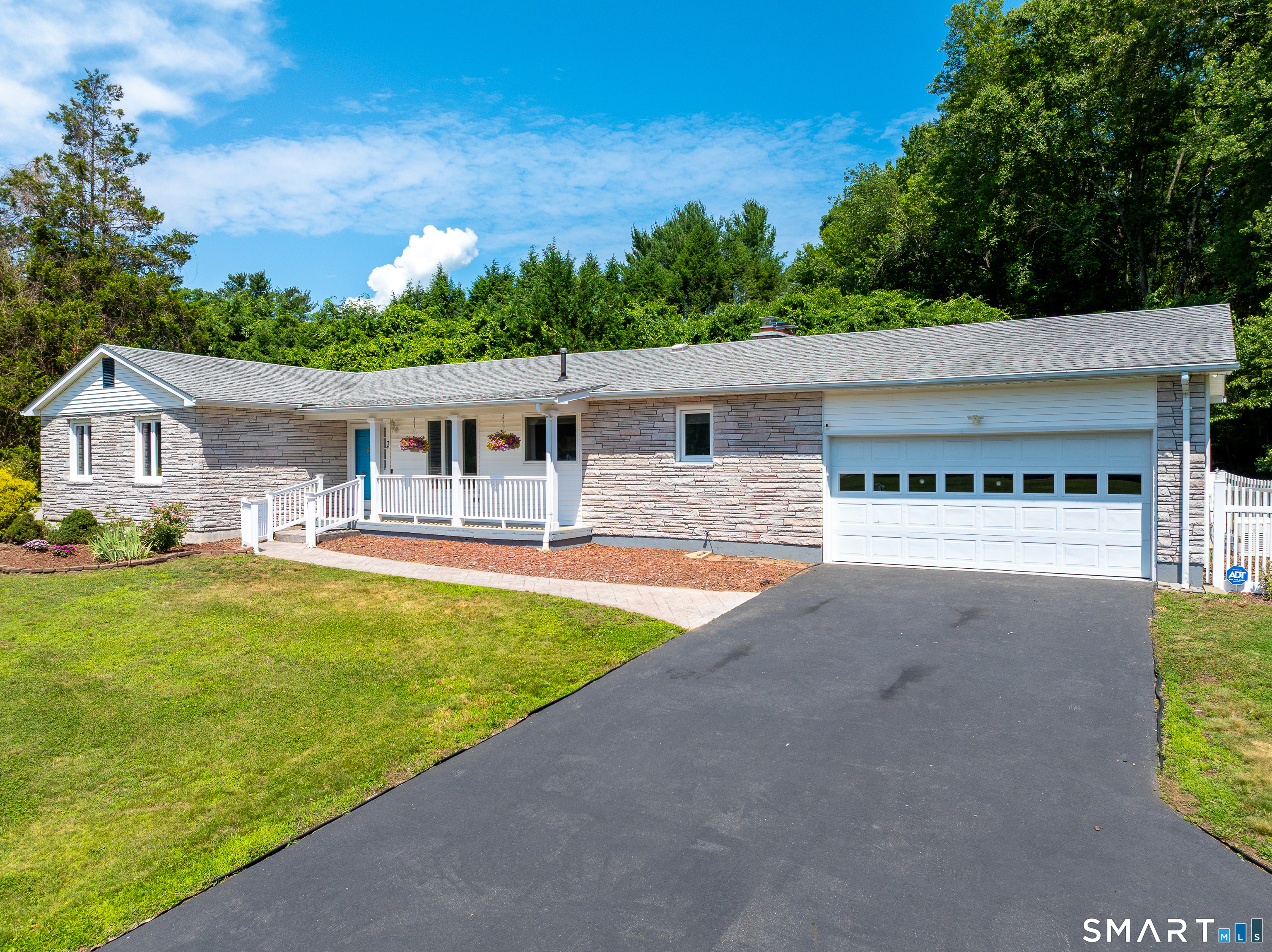 2 Stony Ridge Road Norwich CT 06360