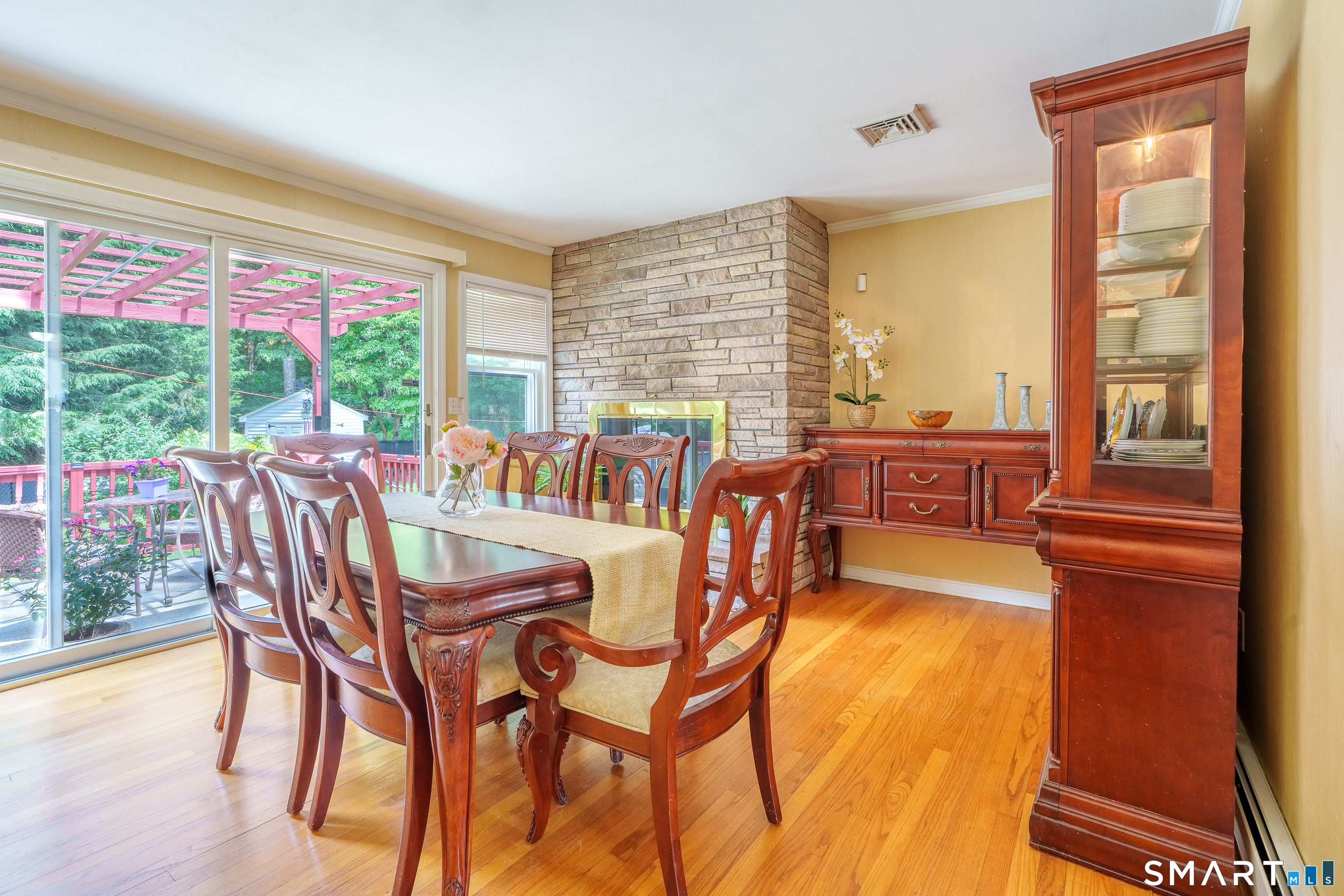 2 Stony Ridge Road Norwich CT 06360