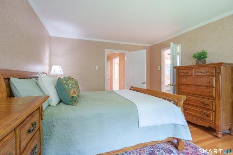 2 Stony Ridge Road Norwich CT 06360