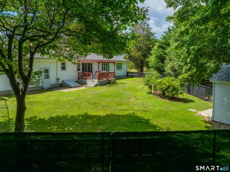 2 Stony Ridge Road Norwich CT 06360
