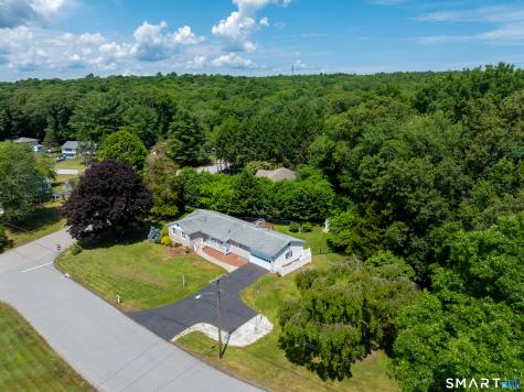 2 Stony Ridge Road Norwich CT 06360