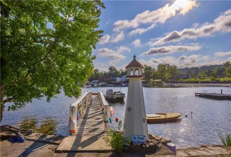 68 North Lake Shore Drive Brookfield CT 06804