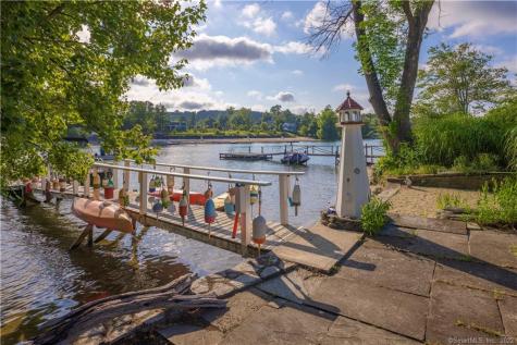 68 North Lake Shore Drive Brookfield CT 06804
