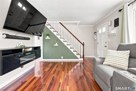 270 Delaware Drive Stratford CT 06614