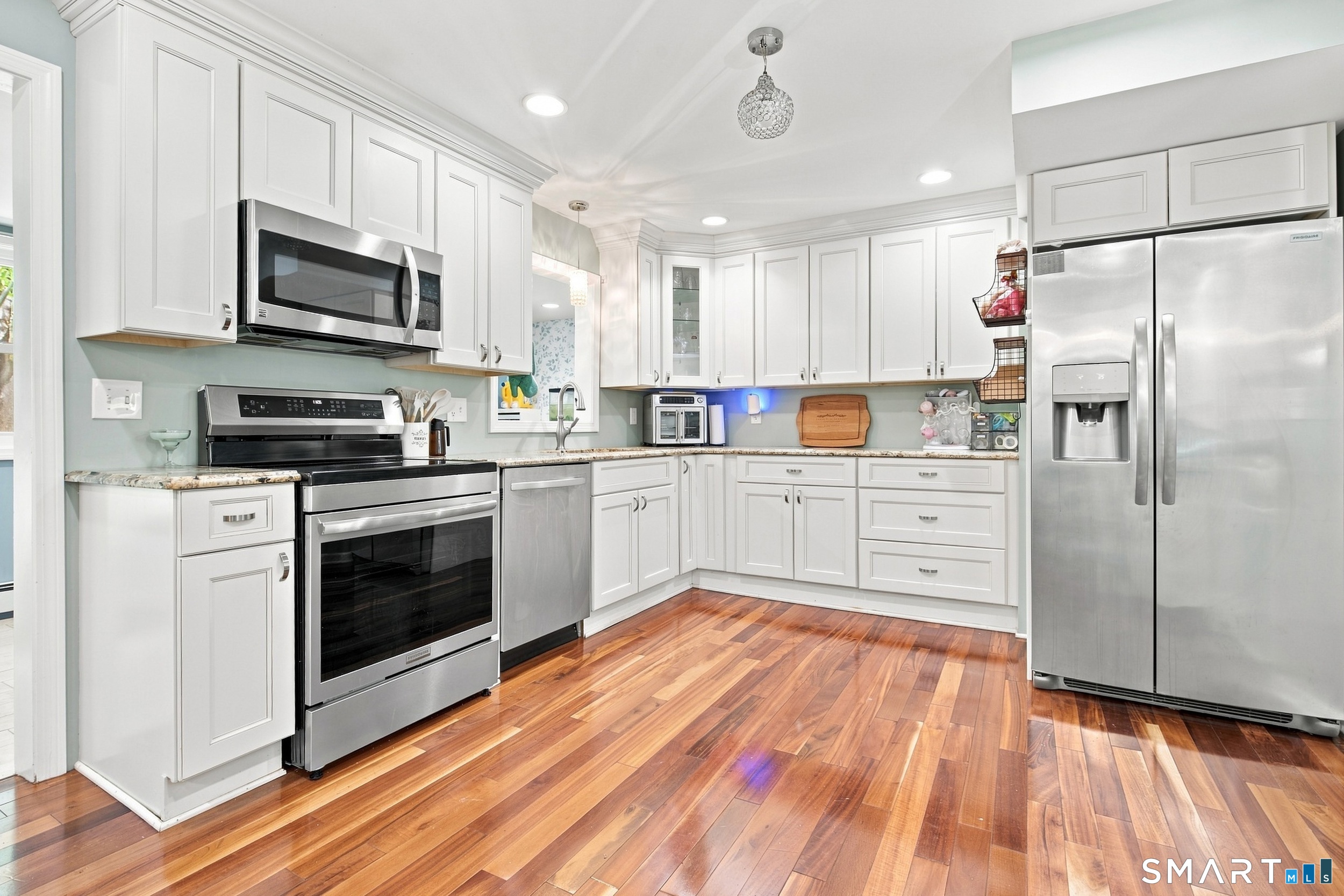 270 Delaware Drive Stratford CT 06614