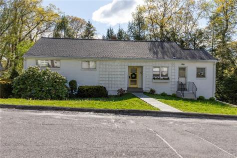 76 Robinwood Road Waterbury CT 06708