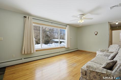 36 Longview Terrace Naugatuck CT 06770