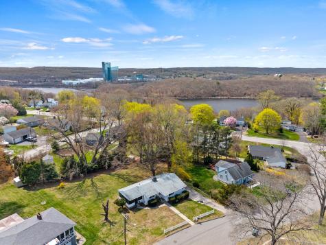 13 Ridgewood Drive Norwich CT 06360