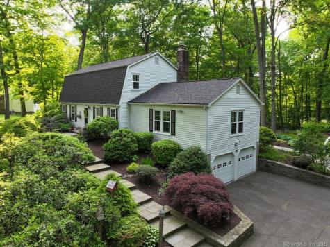 175 Pepper Tree Hill Lane Southbury CT 06488