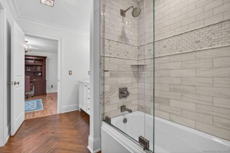 401 Fox Hopyard Road East Haddam CT 06423