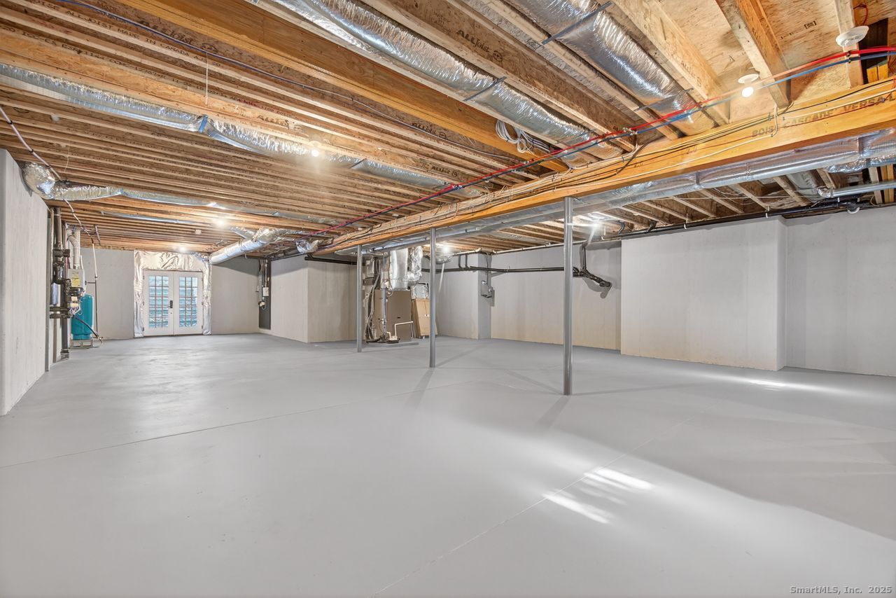 401 Fox Hopyard Road East Haddam CT 06423