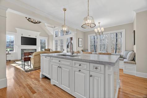 401 Fox Hopyard Road East Haddam CT 06423