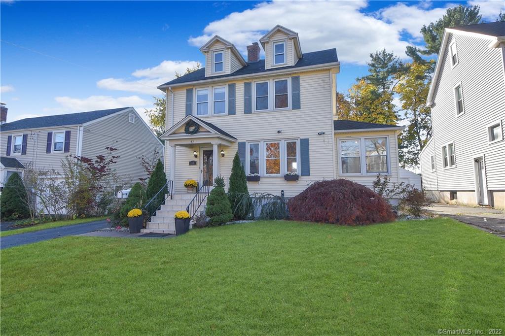 63 Hillcrest Avenue Wethersfield CT 06109