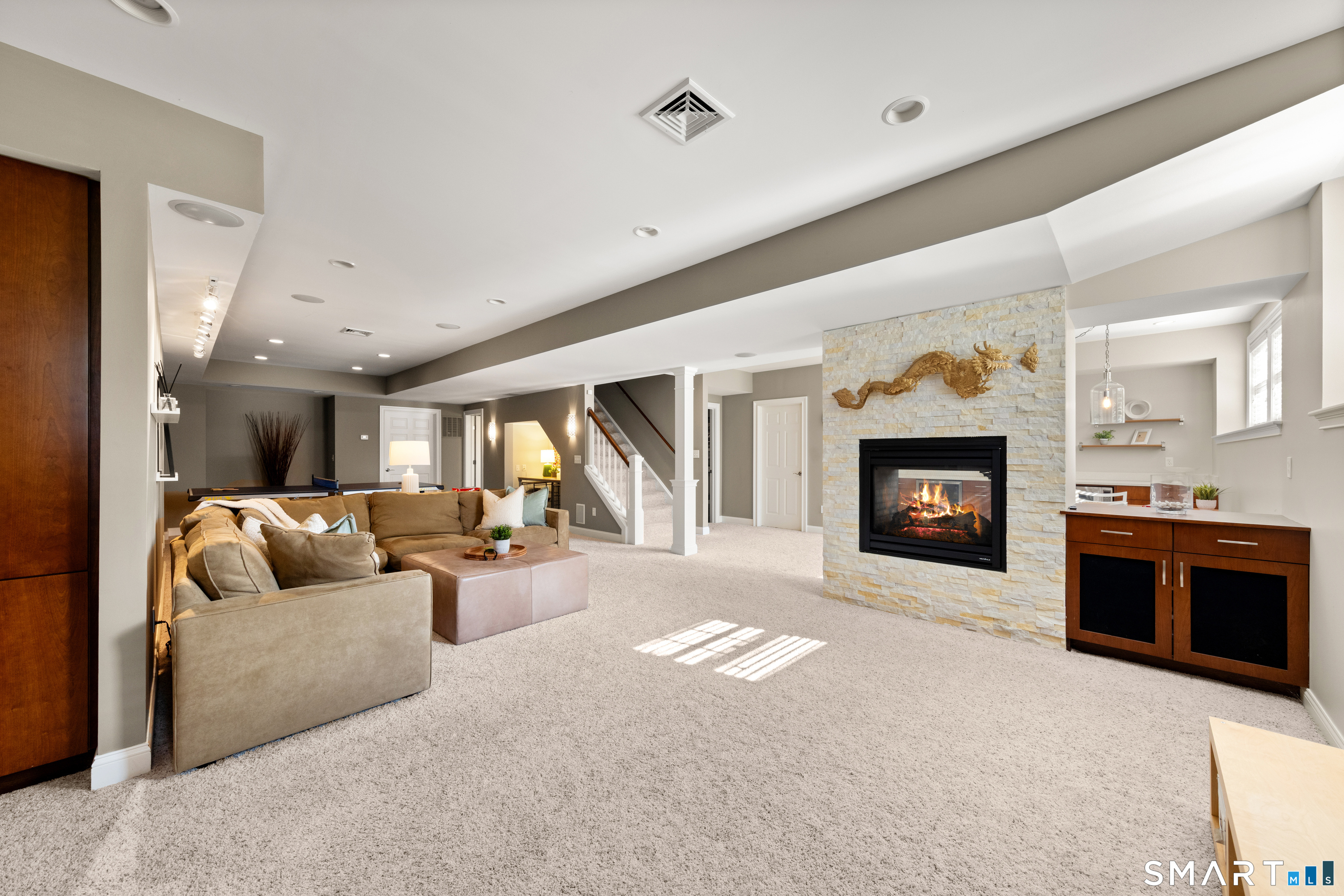 5 Champlains Drive Farmington CT 06032