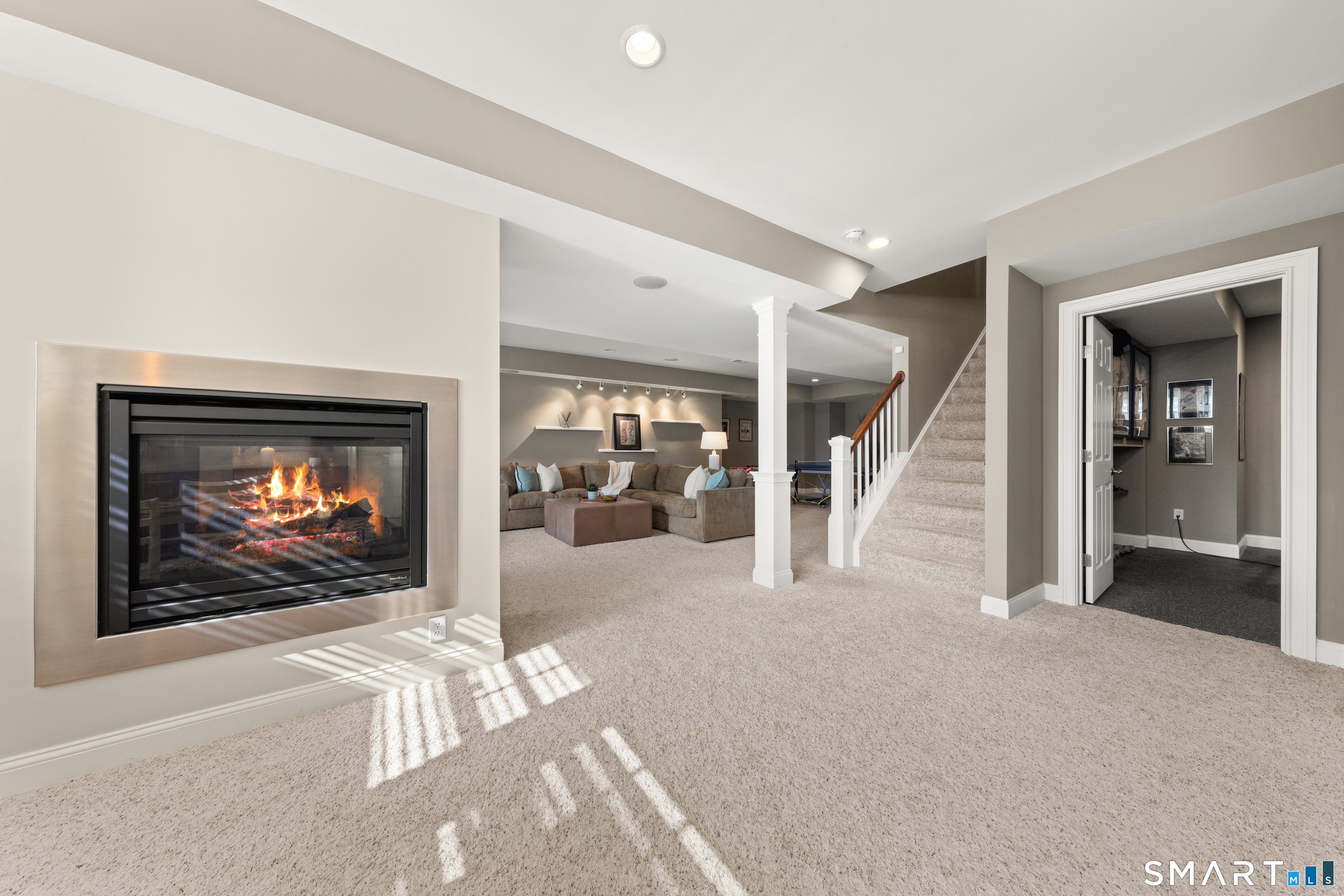 5 Champlains Drive Farmington CT 06032
