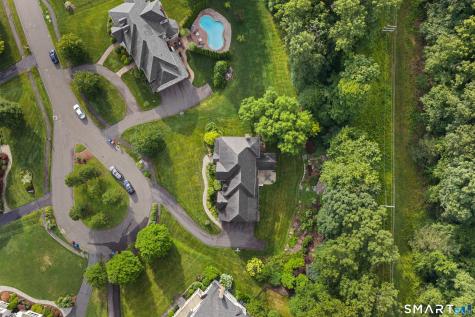 5 Champlains Drive Farmington CT 06032