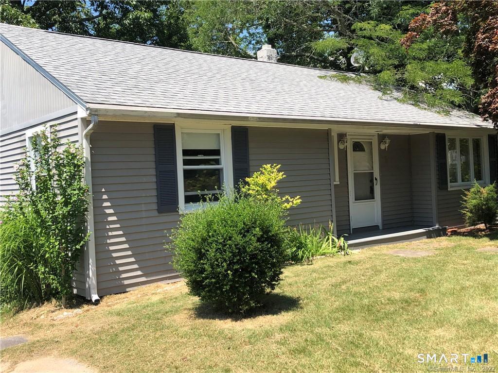 16 Pattagansett Drive East Lyme CT 06333