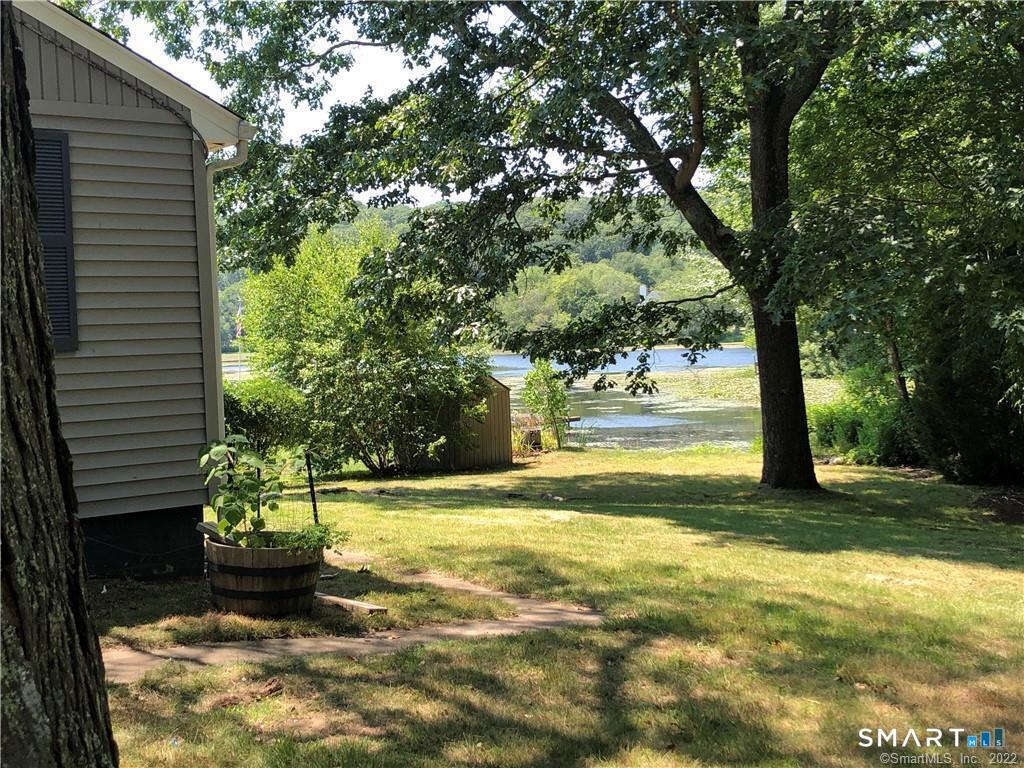 16 Pattagansett Drive East Lyme CT 06333