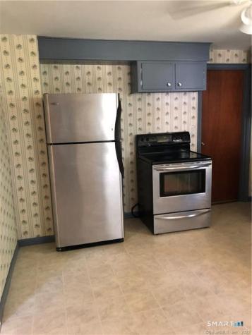 16 Pattagansett Drive East Lyme CT 06333