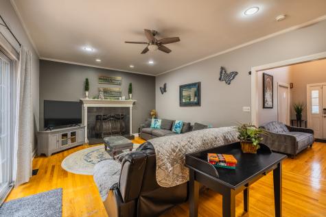 22 Brookfield Road Seymour CT 06483
