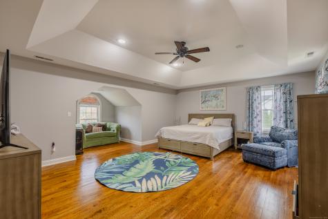 22 Brookfield Road Seymour CT 06483