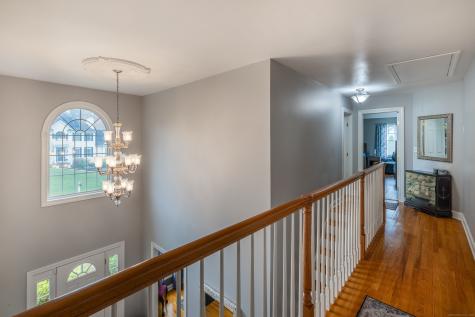 22 Brookfield Road Seymour CT 06483