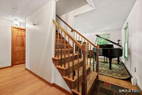 10 Oak Hill Drive Clinton CT 06413