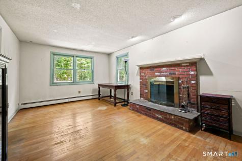 10 Oak Hill Drive Clinton CT 06413