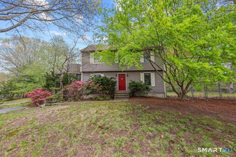 10 Oak Hill Drive Clinton CT 06413