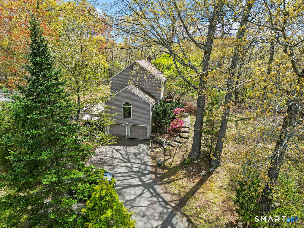10 Oak Hill Drive Clinton CT 06413
