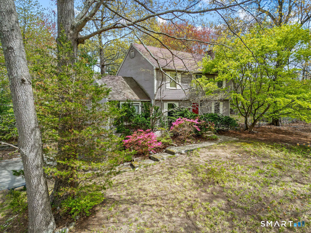 10 Oak Hill Drive Clinton CT 06413