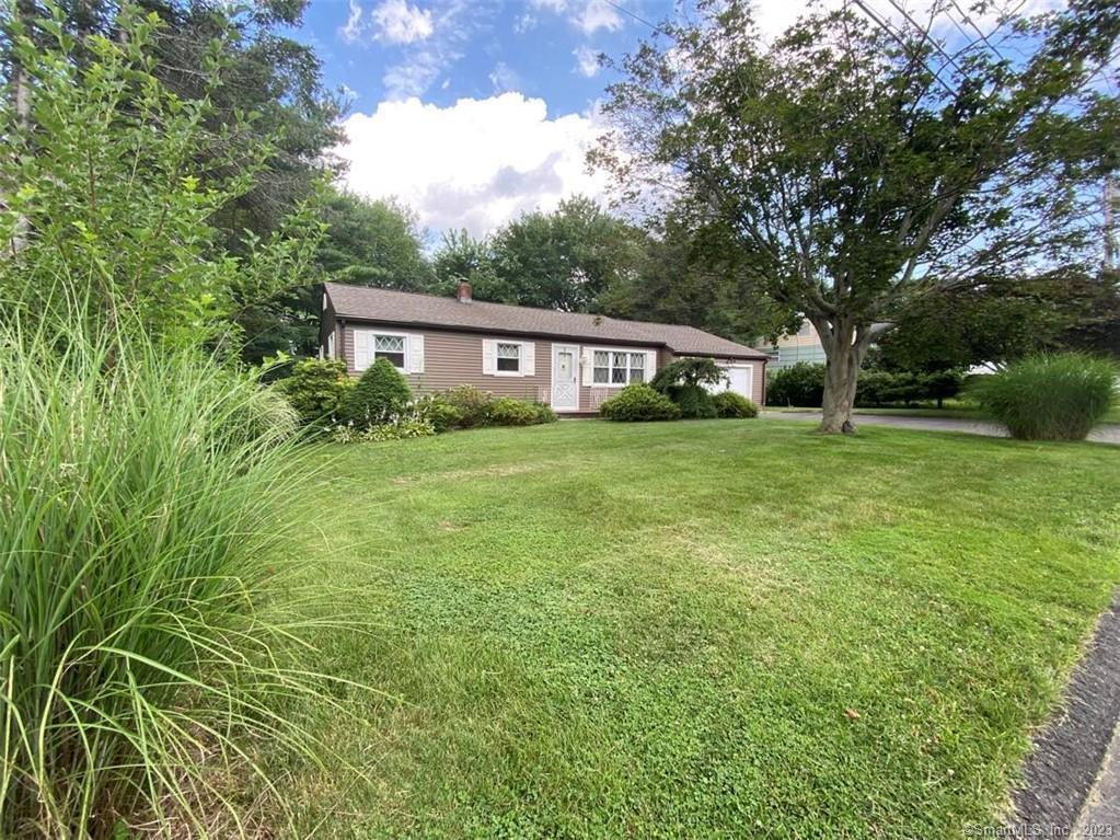 23 Meadowbrook Road Danbury CT 06811