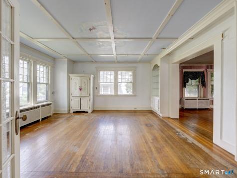 46 Merriman Street Bristol CT 06010