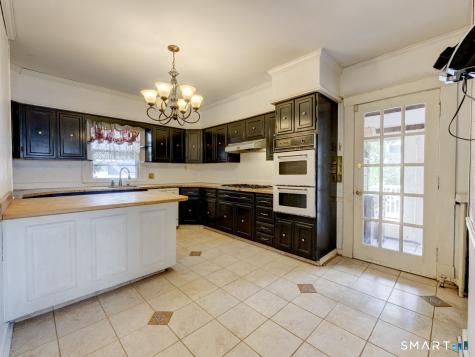 46 Merriman Street Bristol CT 06010