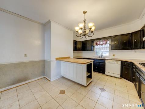 46 Merriman Street Bristol CT 06010
