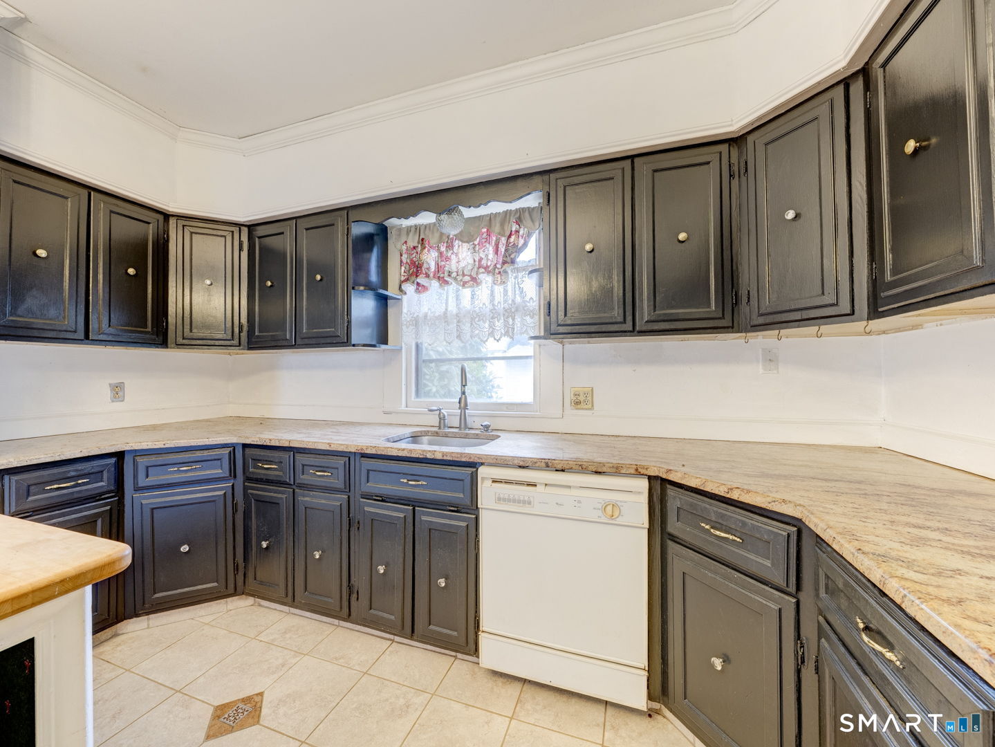 46 Merriman Street Bristol CT 06010