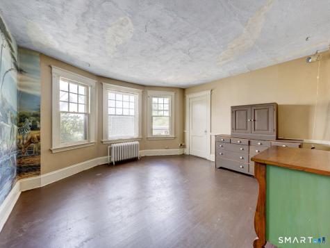 46 Merriman Street Bristol CT 06010