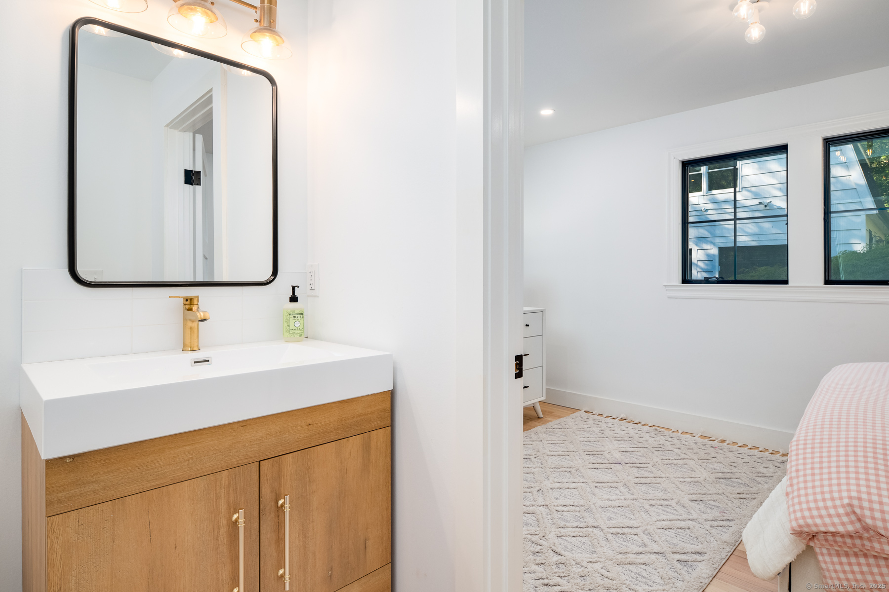 12 Libby Lane Darien CT 06820