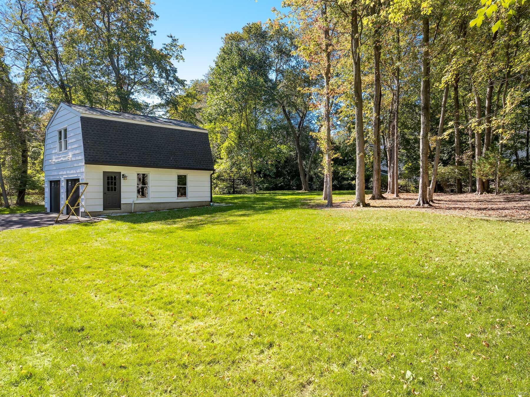 12 Libby Lane Darien CT 06820