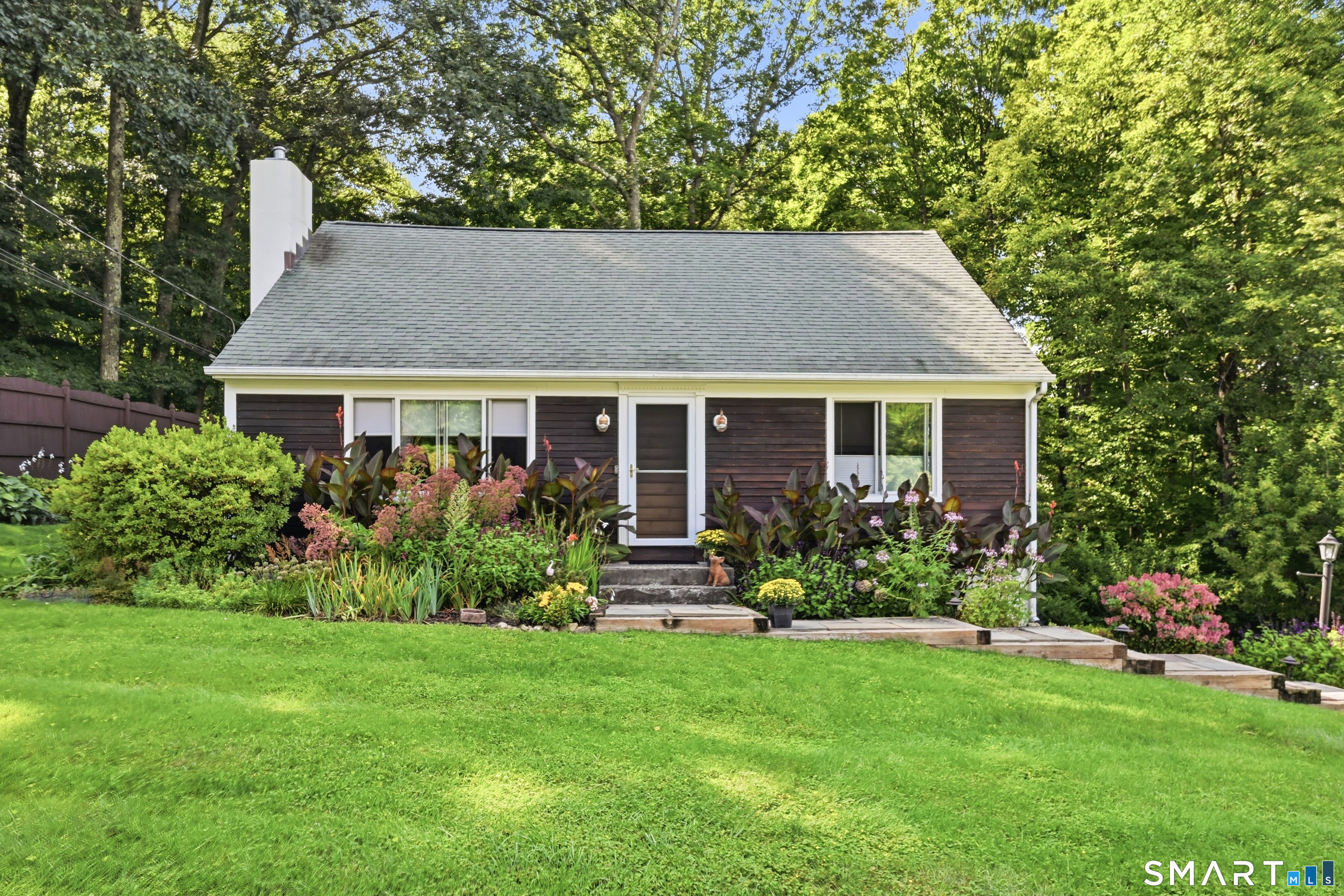 2 Ward Drive Danbury CT 06810
