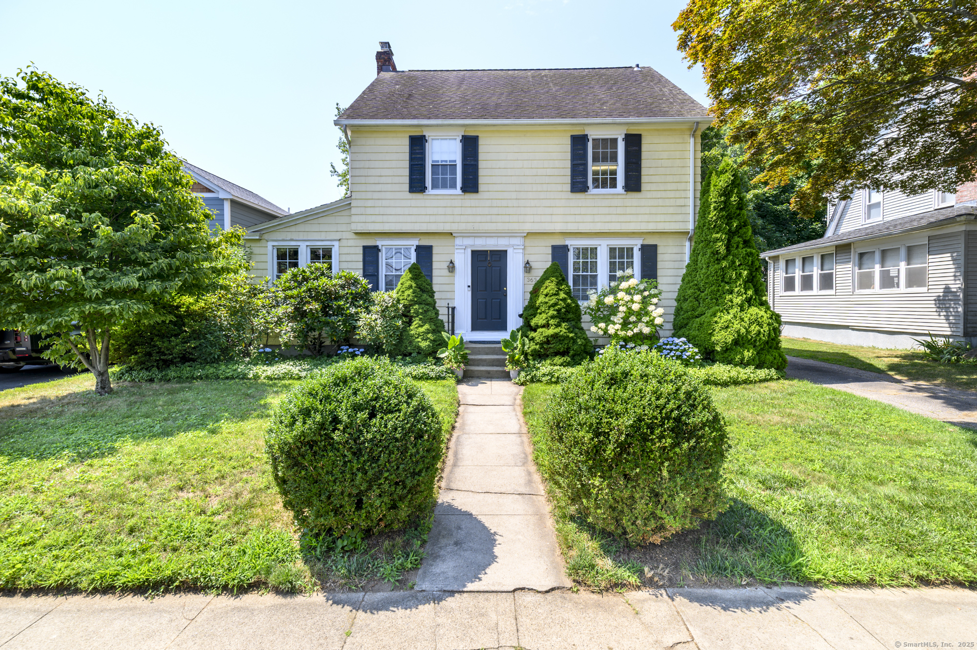 363 Lake Avenue Bridgeport CT 06605