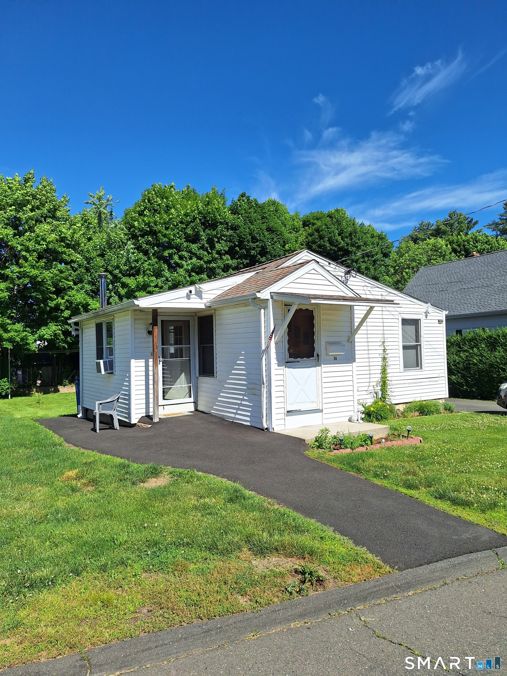 38 Central Avenue Bristol CT 06010