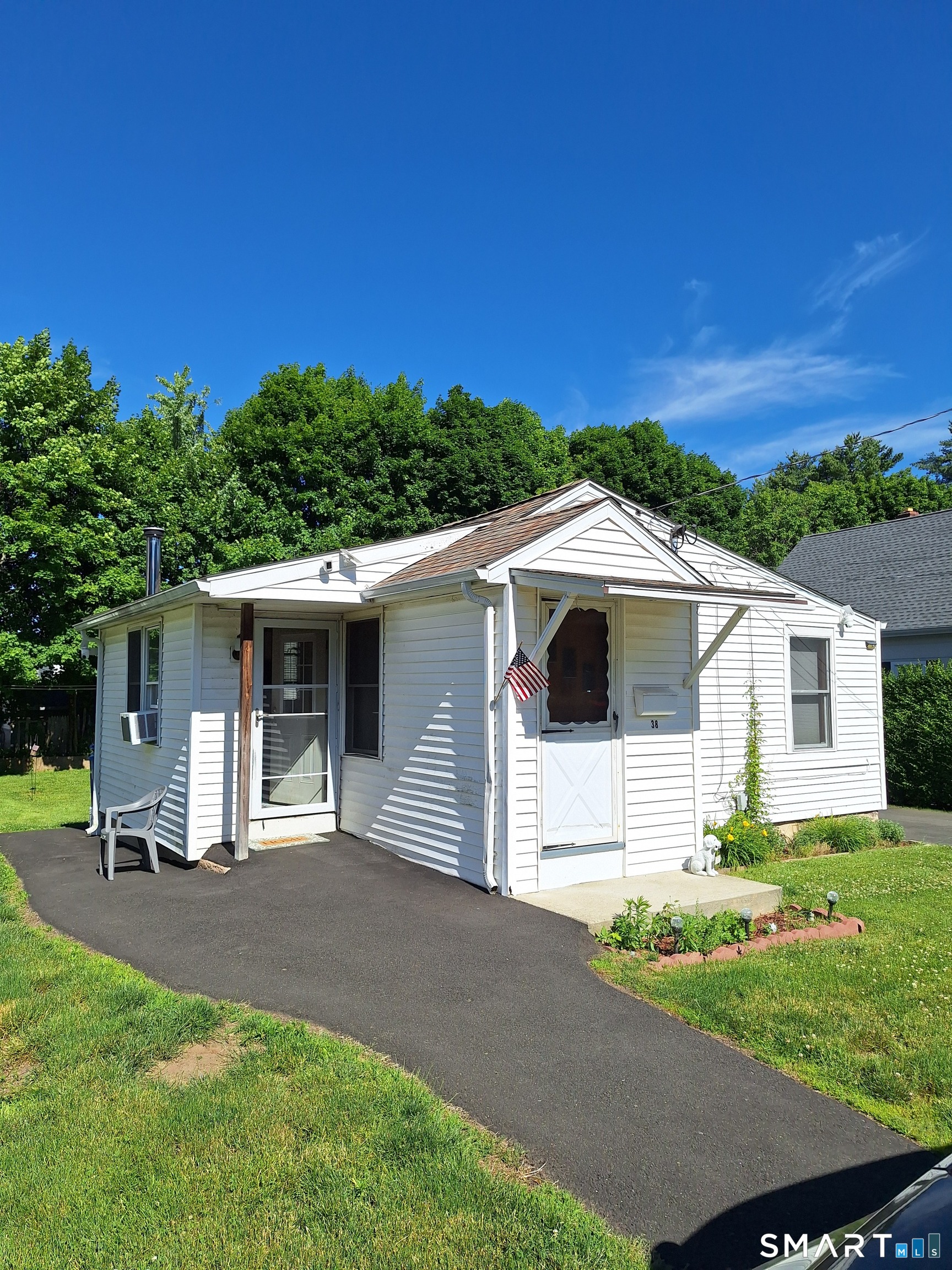 38 Central Avenue Bristol CT 06010