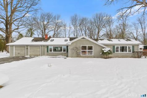 40 Rose Terrace Trumbull CT 06611