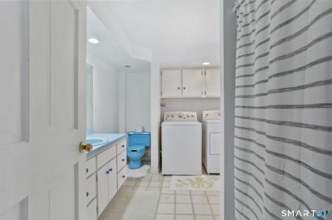 40 Rose Terrace Trumbull CT 06611