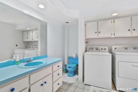 40 Rose Terrace Trumbull CT 06611