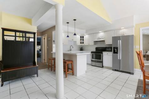 40 Rose Terrace Trumbull CT 06611